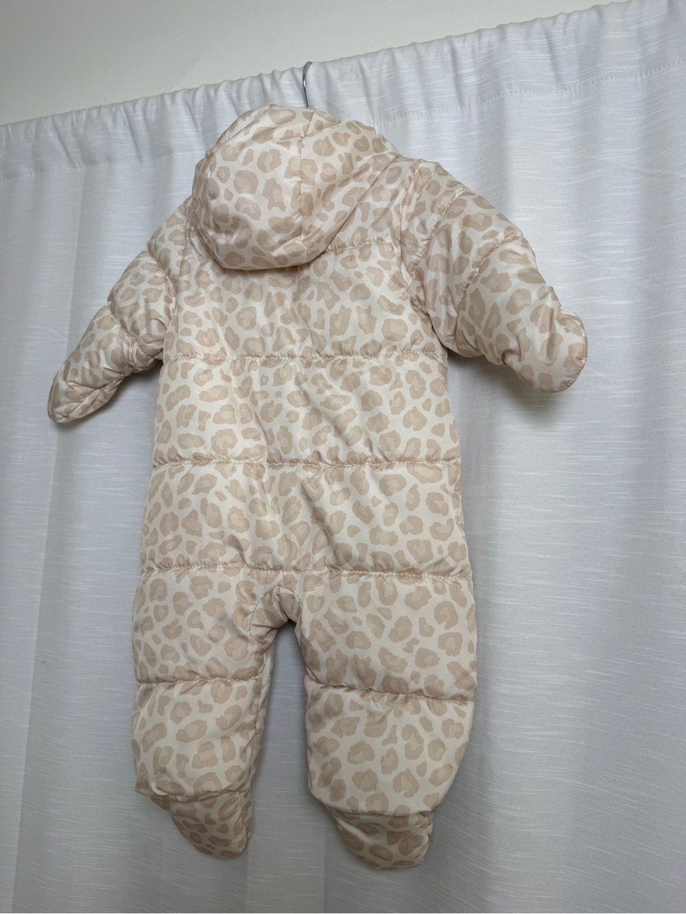 Old Navy Baby Snowsuit Bunting Beige Leopard Print Hooded Winter One Piece 3-6M - Picture 8 of 14